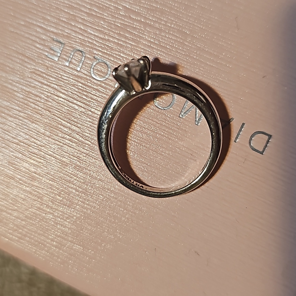 Diamonique Ring - image 4